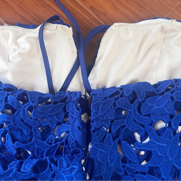 J.O.A Los Angeles Halter Neck Lace Romper in Royal Blue Size Medium - Picture 9 of 11
